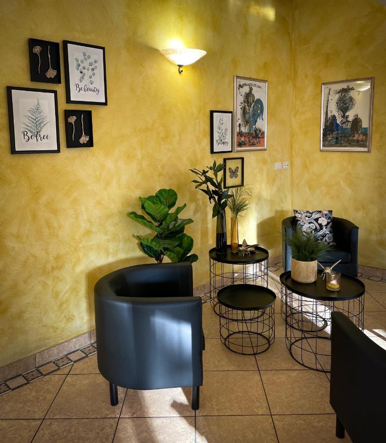Hotel B&B Des Bains ミラノ・マリッティマ エクステリア 写真